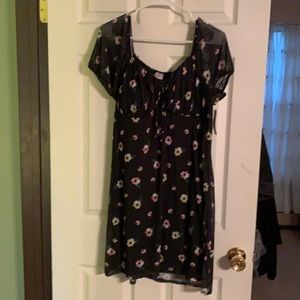 Very pretty summer dress